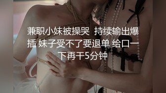 【母子乱伦】【中文字幕】妈妈跟儿子做爱玩一字马，爸爸在旁边抽烟玩后记