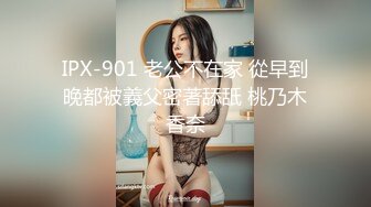 大奶子风骚女友全程露脸伺候小哥哥，舔鸡巴舔屁屁玩深喉，让小哥后入爆草奶子都抓红了，射在肚子上精彩刺激