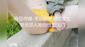 熟妇小B空洞难耐，