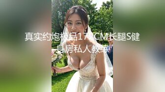 【新片速遞 】  巨乳美乳 熟女3P 这对超级大奶子能玩半天 无毛鲍鱼也肥 嘴含逼操很是舒服 