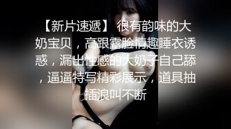  海角大神母子通奸 与母缠绵 隔了半个月之久 终于在客厅再次内射妈妈