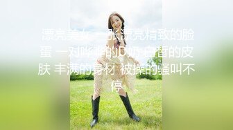 很有韵味气质美少妇聊聊天调调情再开操埋头舔逼非常享受