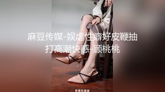 科技园女厕气质优雅套裙装女职员,紧紧闭合的窄小穴洞看着就眼馋