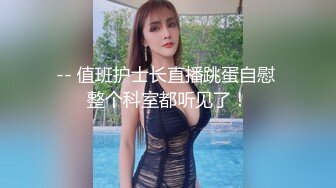 风景区女厕全景偷拍多位美女少妇前来献B (6)