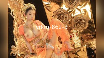 办公楼女厕多镜头偷窥多位美女嘘嘘（还有一位无毛白虎小靓妹） (2)